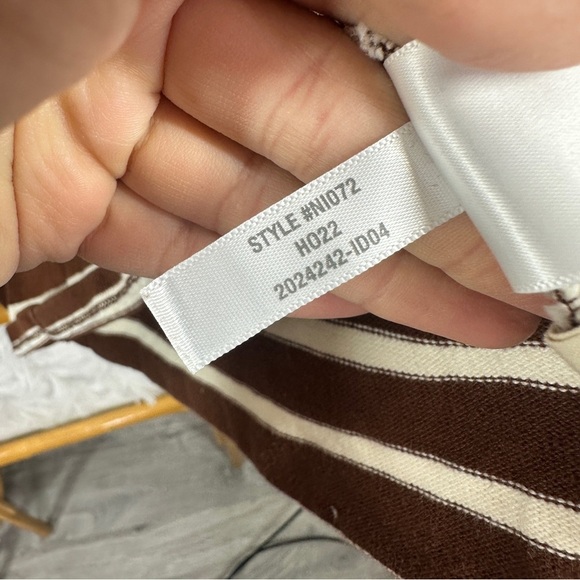 Madewell Brown and White Striped Long Sleeve/Sweater - Picture 5 of 7